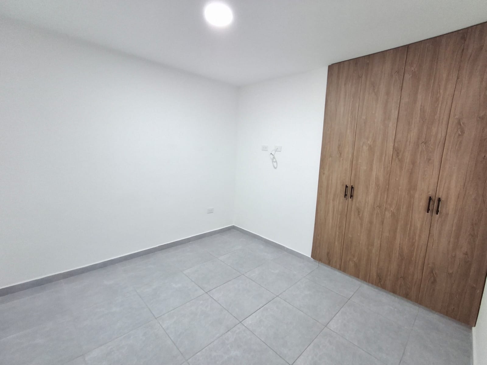 WhatsApp Image 2026-04-08 at 08.49.08 (4)