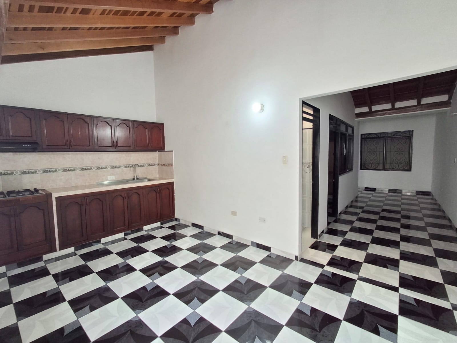 WhatsApp Image 2026-04-14 at 16.51.05