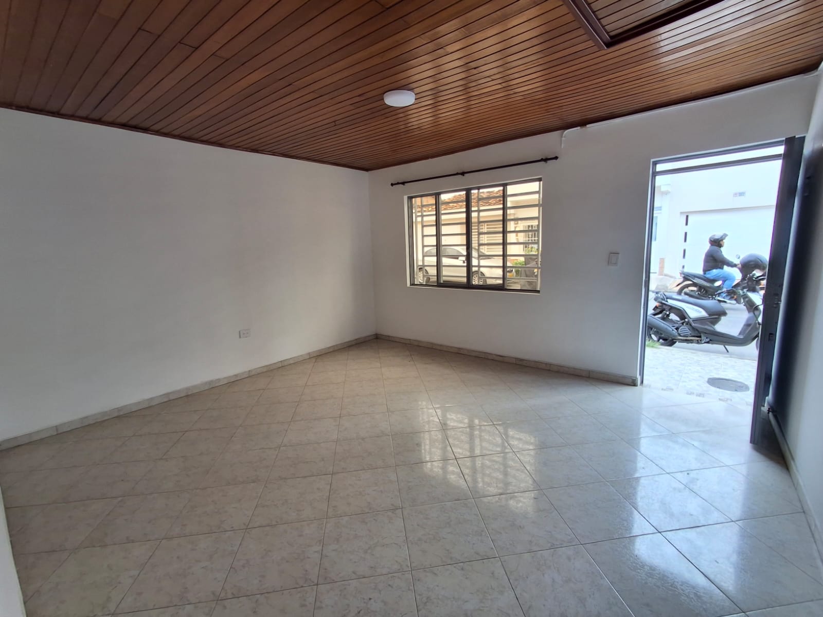 WhatsApp Image 2026-04-15 at 10.40.54 (1)