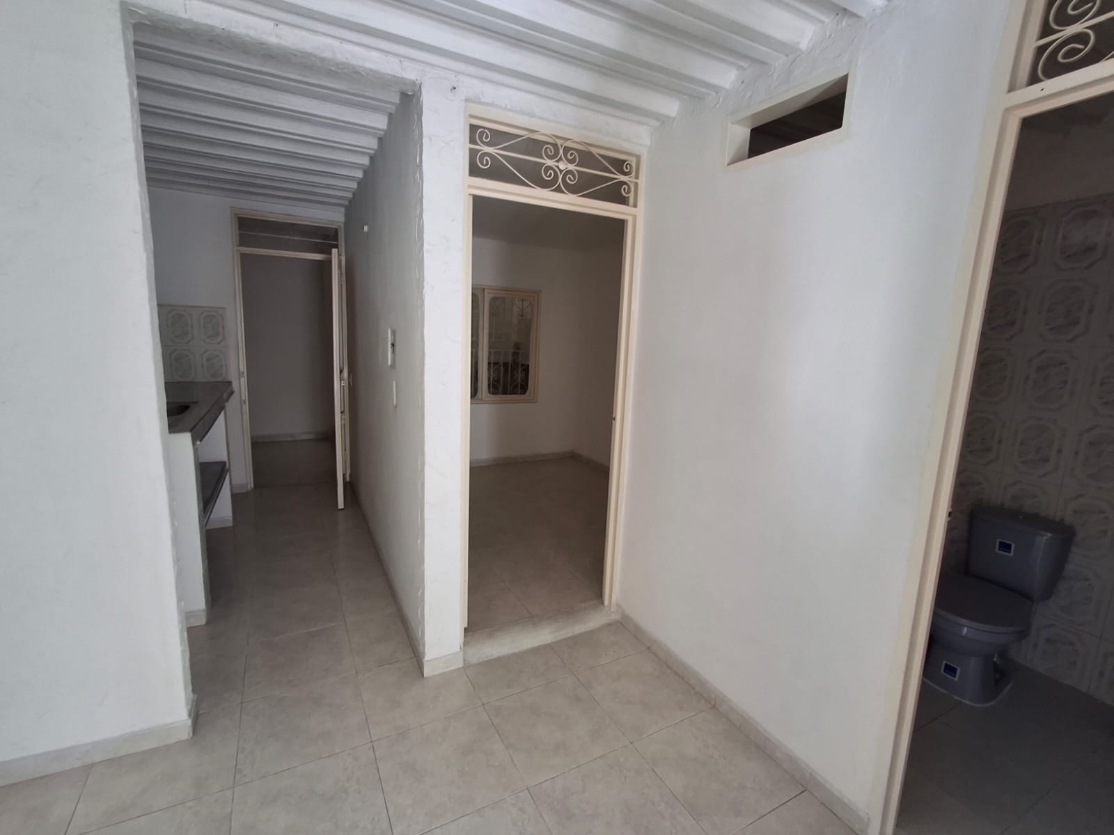 WhatsApp Image 2026-04-17 at 17.28.03