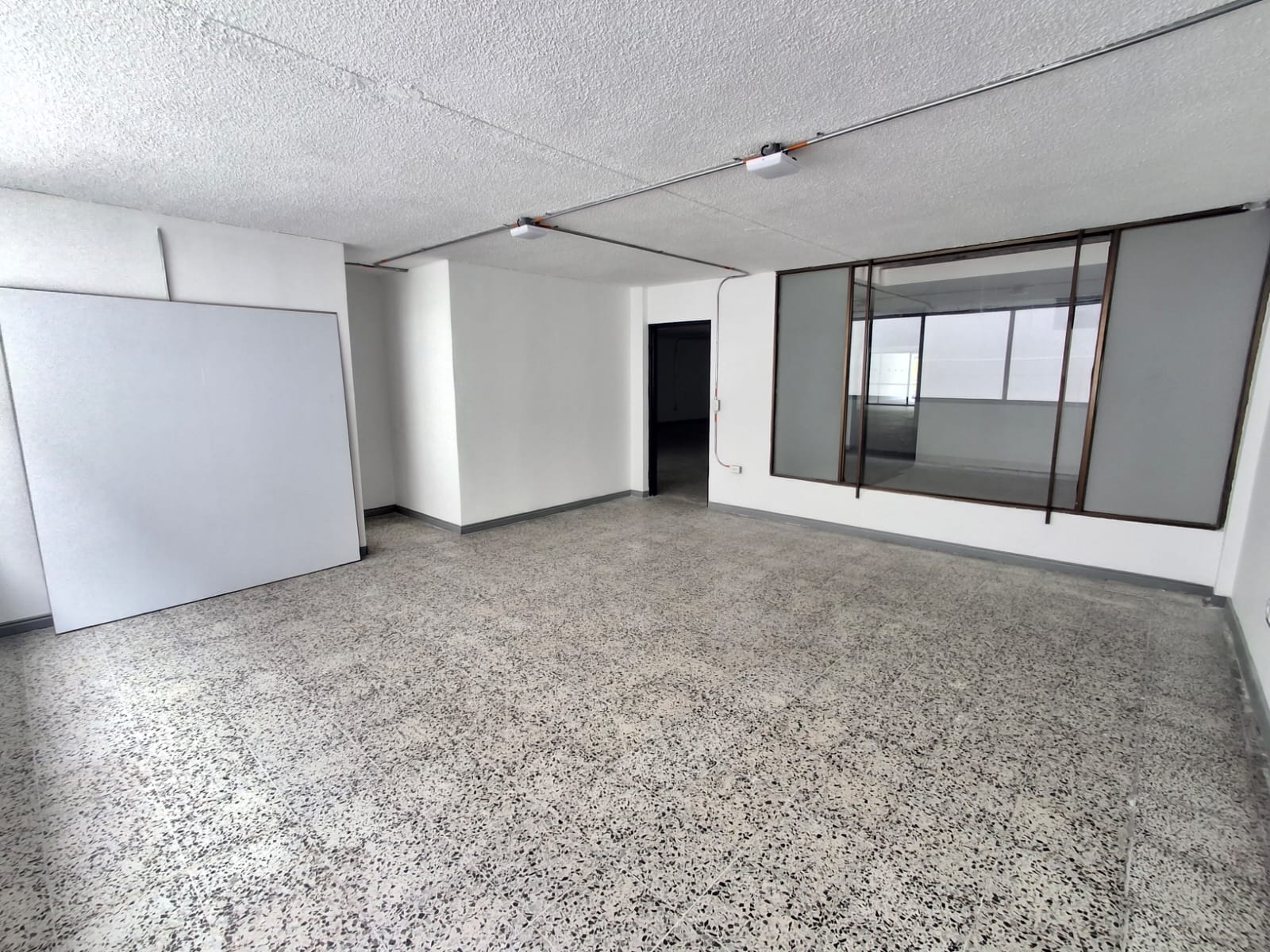 WhatsApp Image 2026-04-17 at 17.31.18 (1)