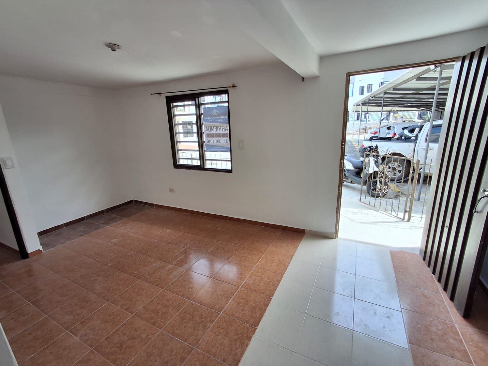 WhatsApp Image 2026-04-18 at 14.33.47