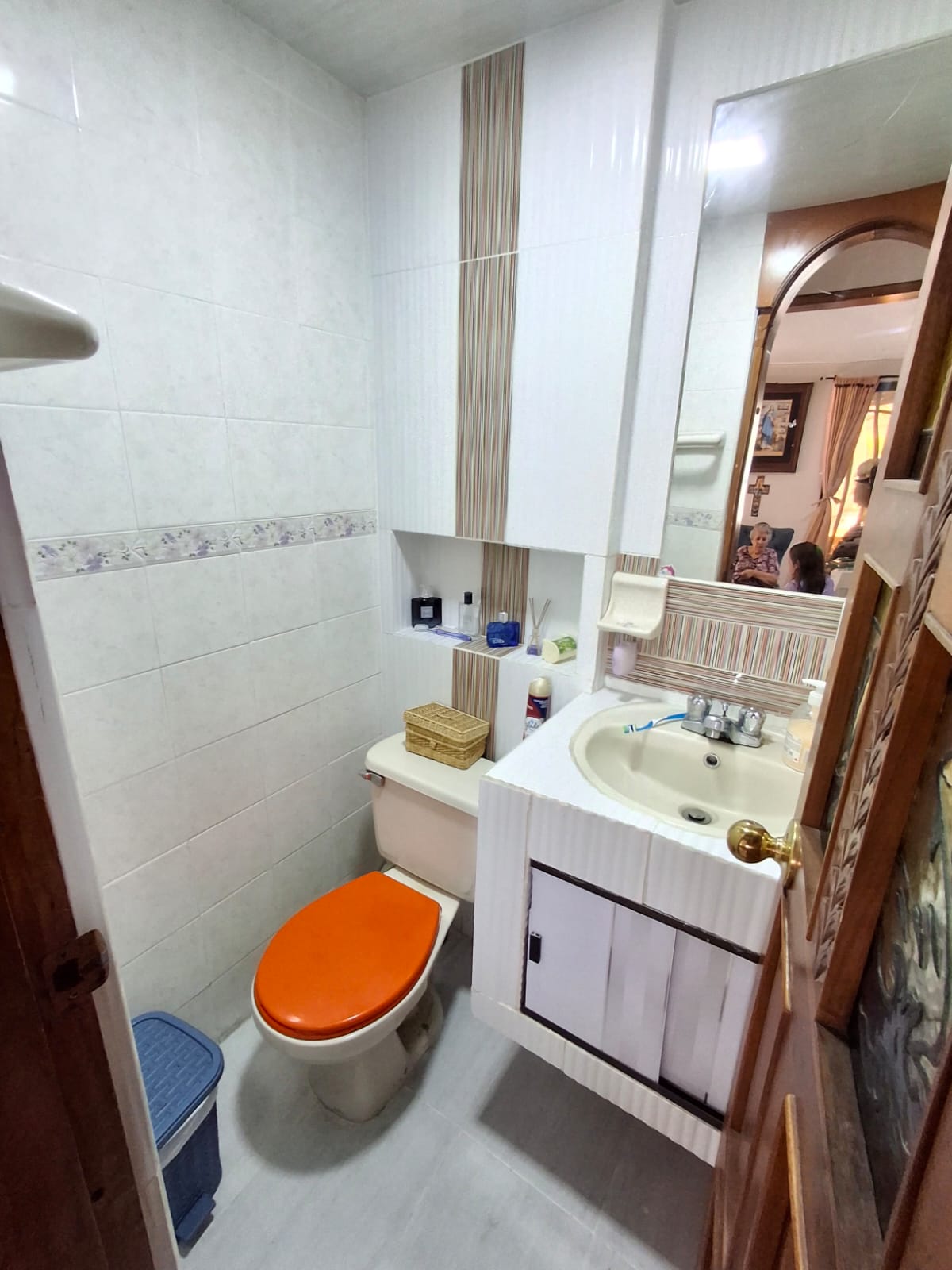 WhatsApp Image 2026-04-27 at 09.01.45