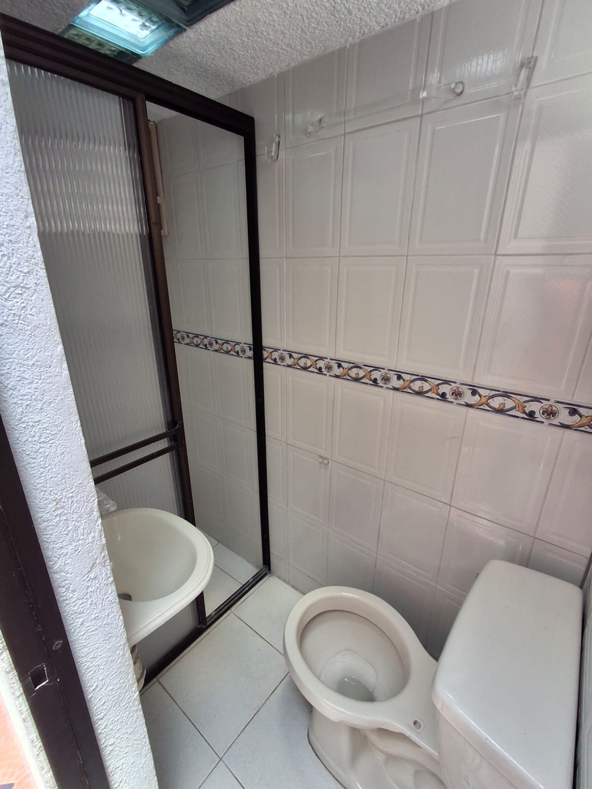 WhatsApp Image 2026-04-27 at 09.05.59