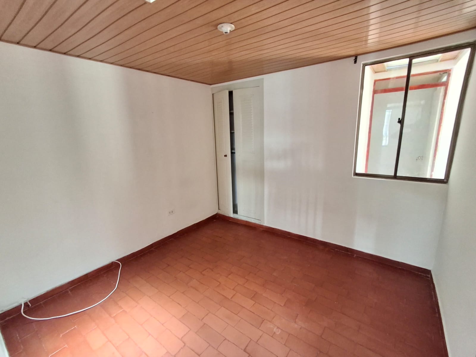 WhatsApp Image 2026-04-27 at 09.06.04 (1)