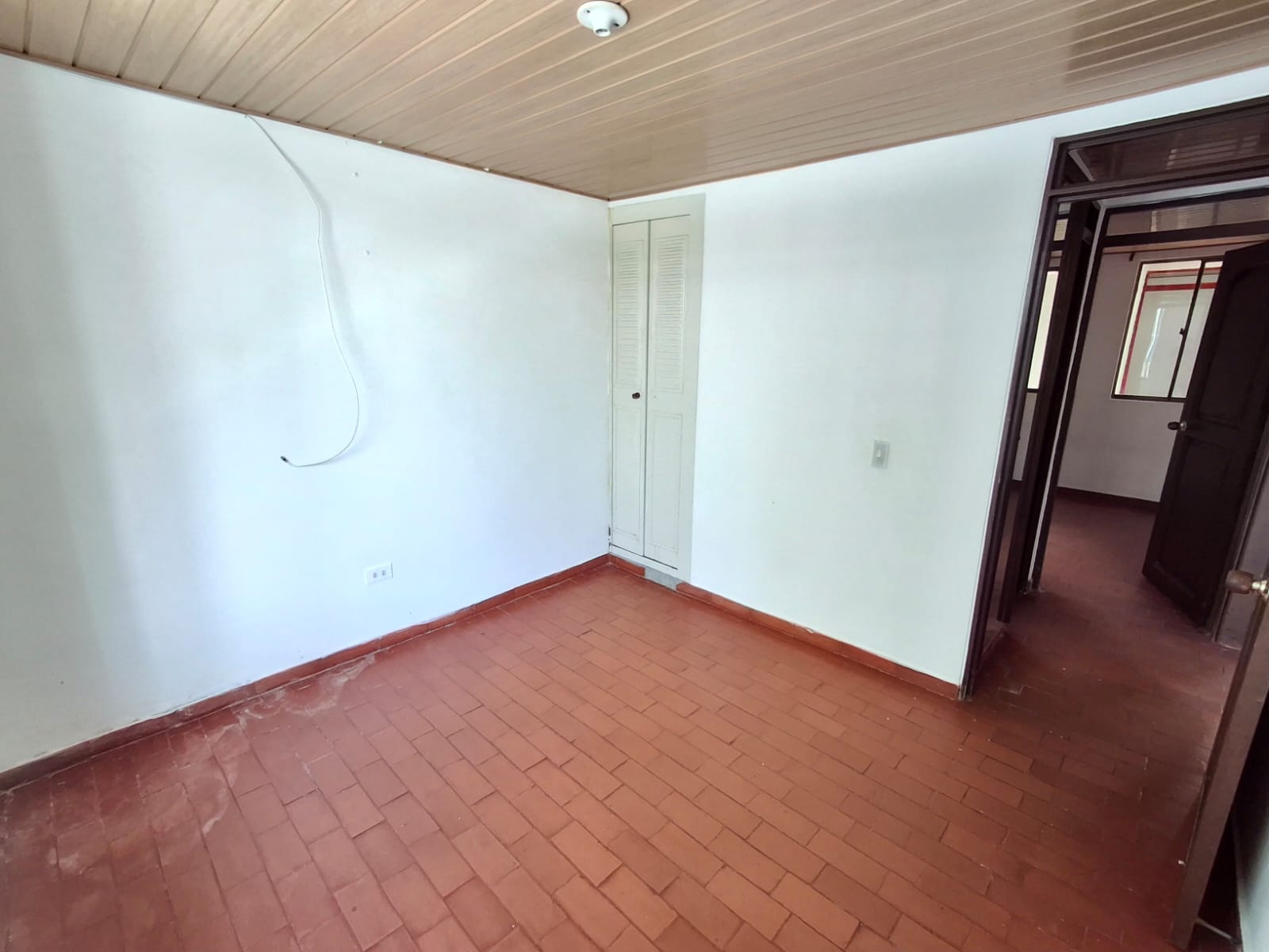 WhatsApp Image 2026-04-27 at 09.06.05 (2)