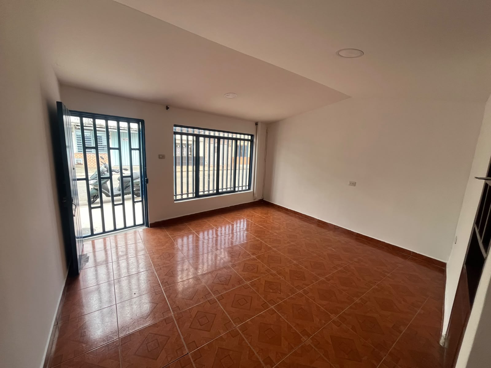 WhatsApp Image 2026-10-08 at 10.07.55 (1)